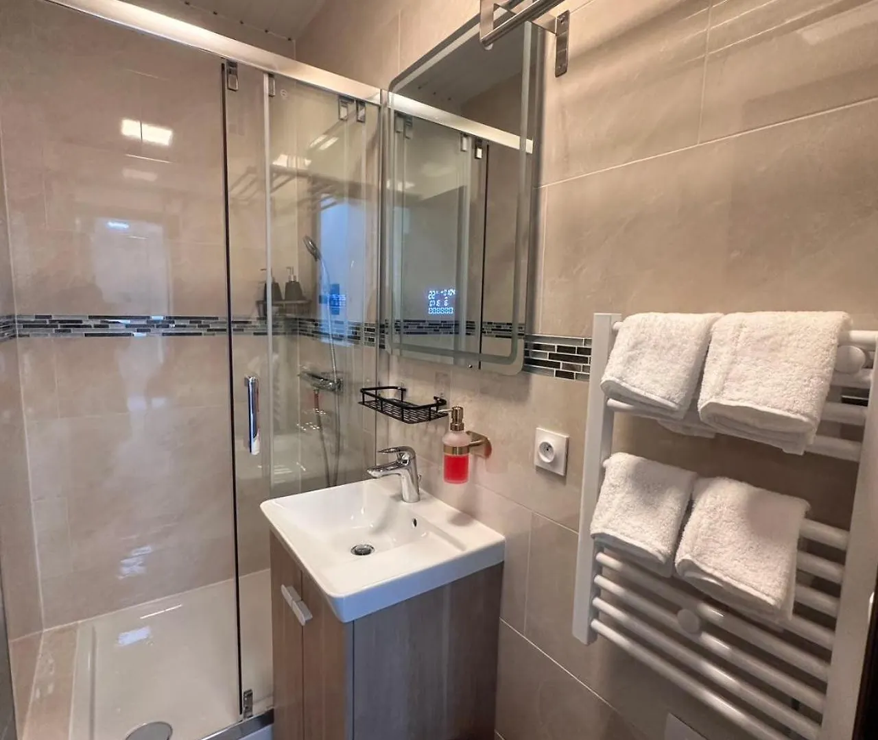 Апартаменты Superbe Appartement Renove Au Coeur De La Capitale Париж Франция